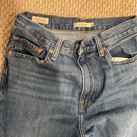 LEVIS Ribcage Wide Leg Jeans - Picture 9 of 11